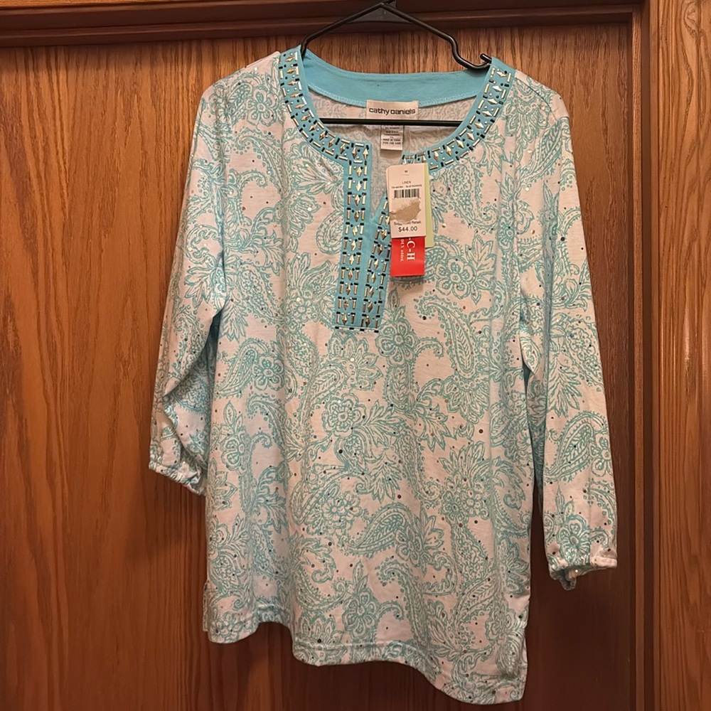 New XL Women’s Shirt